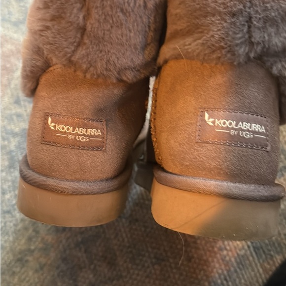Koolaburra Women's Chocolate Plush Boots - Picture 3 of 5